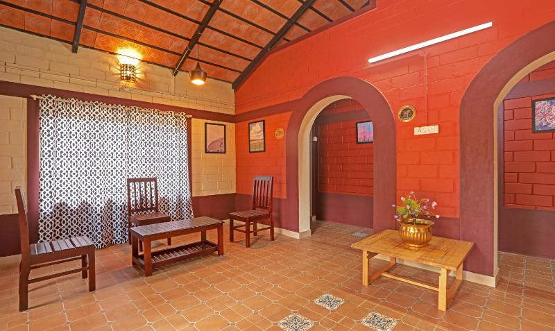 Hotel Allaranda Homestay - image 7