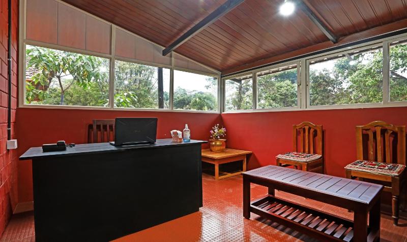 Hotel Allaranda Homestay - image 11
