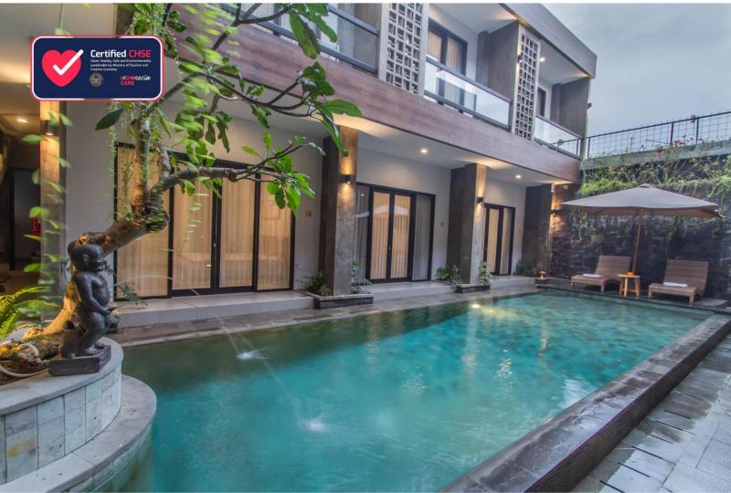 D Home Seminyak - image 3