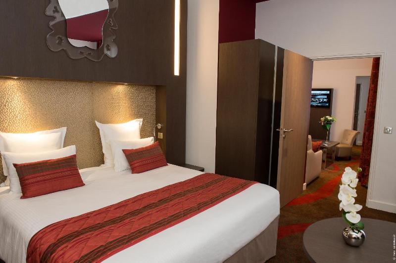 Prestige Suite (4 Adults) image 1
