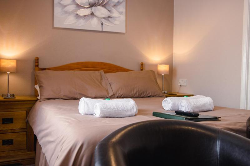 Deluxe Double Room image 1