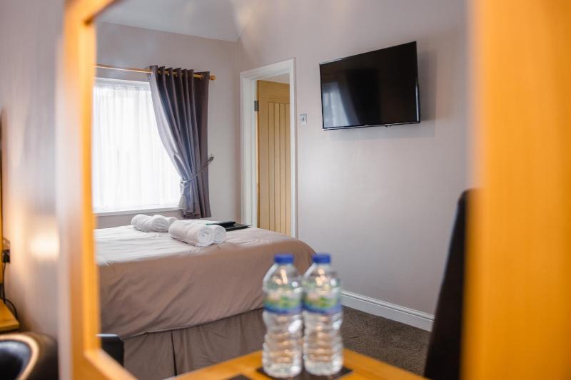 Superior Double Room image 4
