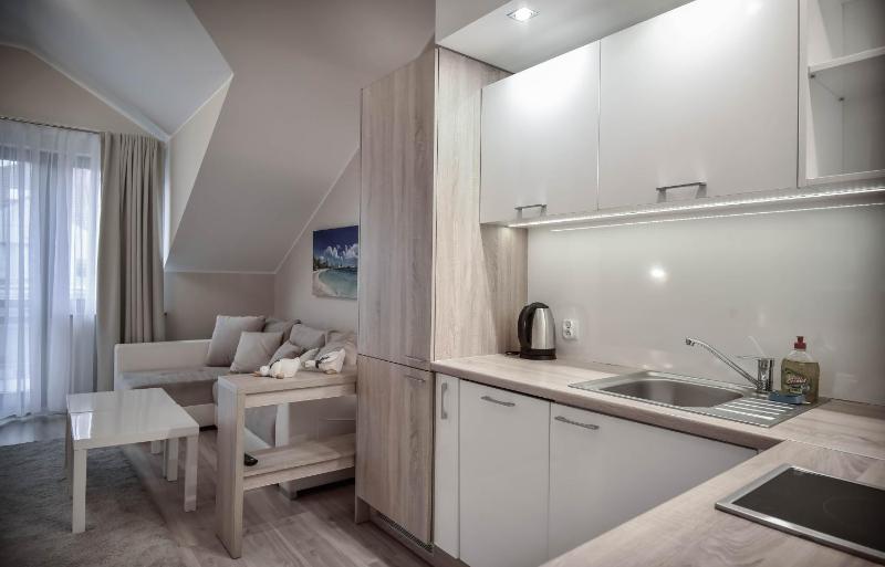 Apartamenty na Wyspie - Zdrojowa 18 - Apartament z sypialnią - Parking - image 7