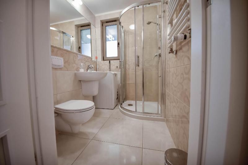 Apartamenty na Wyspie - Zdrojowa 18 - Apartament z sypialnią - Parking - image 17