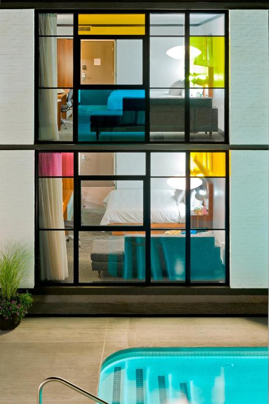 The Verb Hotel - image 9