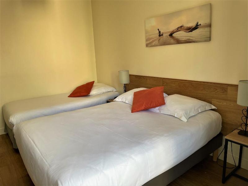 Standard Triple Room image 1