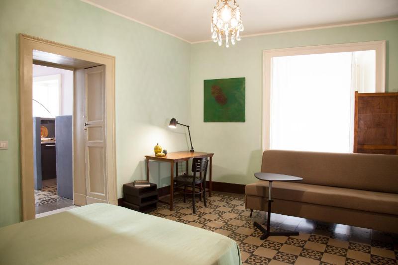 Tre Vie apARTment con terrazza - image 2