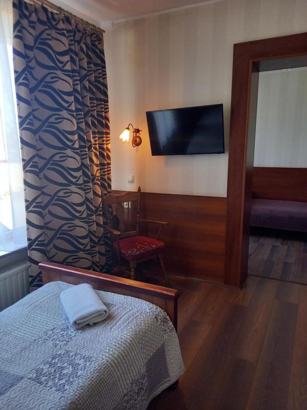 Triple Room image 3