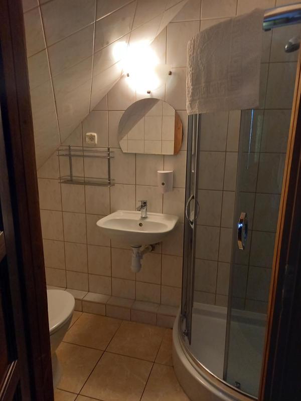 Small Single Room image 2