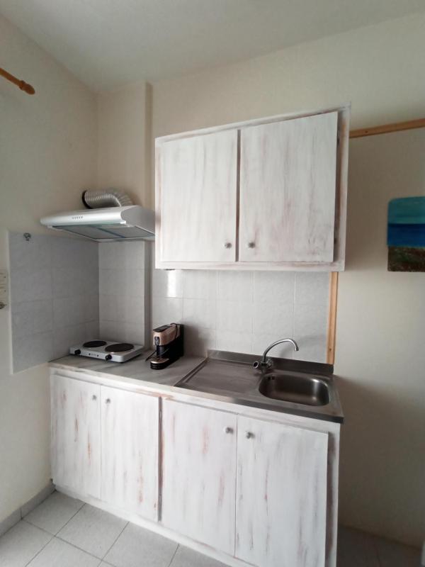 Apartment with Sea View image 3