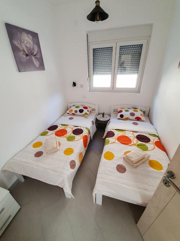 Seagull Apartments - image 5