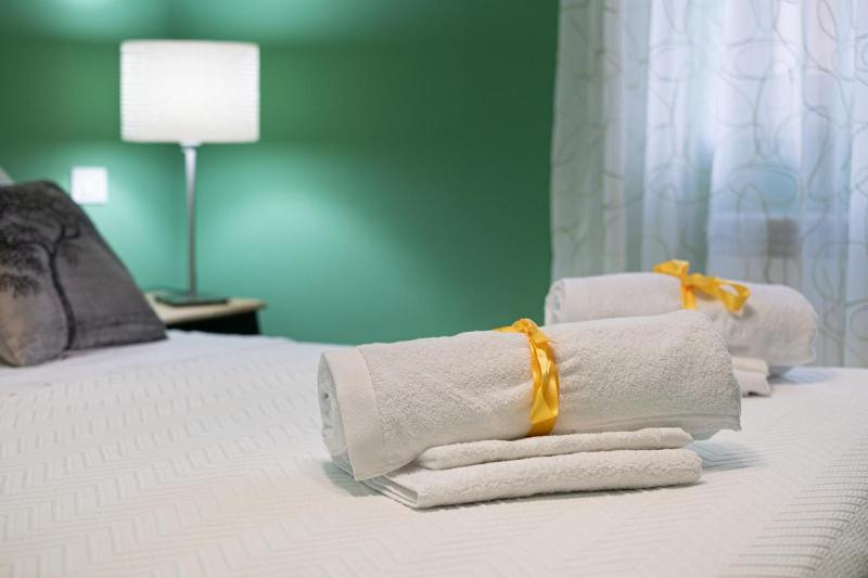 Double Room with Private Bathroom image 2