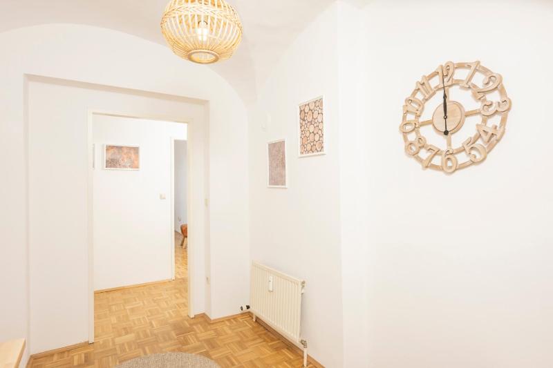 Zum Grazer Uhrturm - image 8
