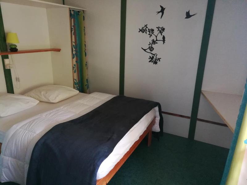 Two-Bedroom Bungalow + 2 Bathroom (6 Adults) image 3