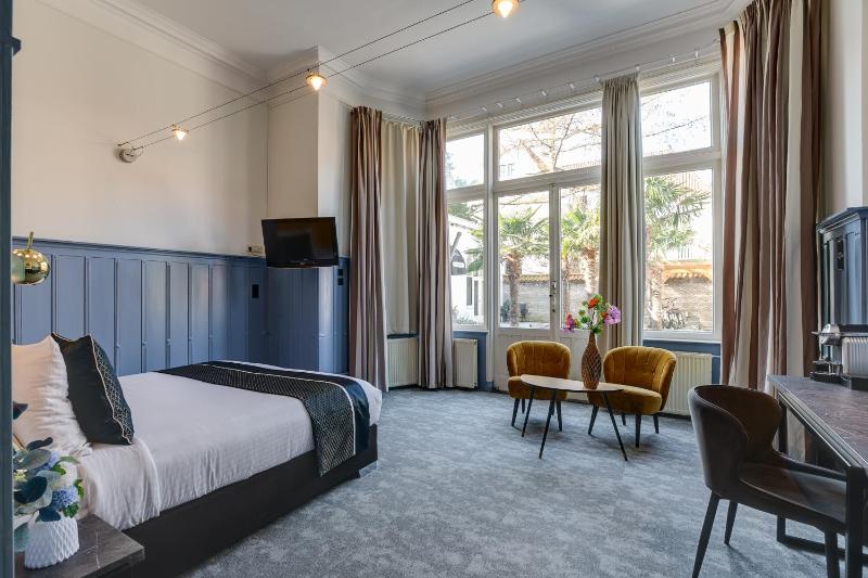  Deluxe double or Twin Room image 1