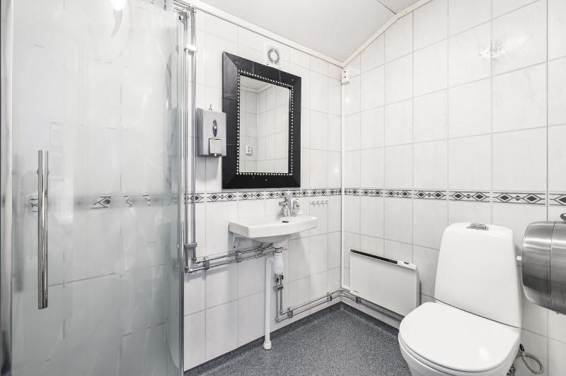 Double Room with Private Bathroom image 4