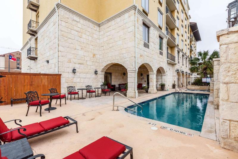 Comfort Suites Alamo/River walk - image 27