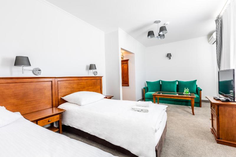 Hotel Pod Złotą Różą - image 21