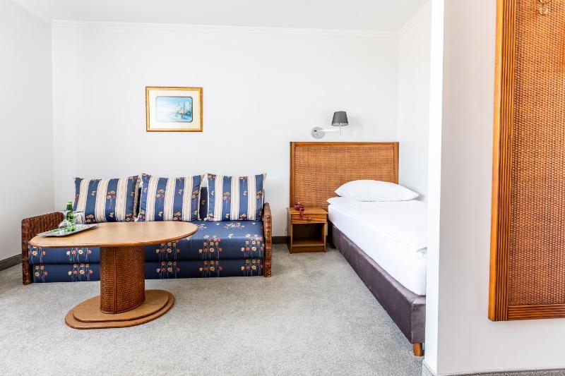 Hotel Pod Złotą Różą - image 28