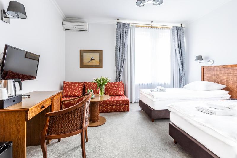 Hotel Pod Złotą Różą - image 27
