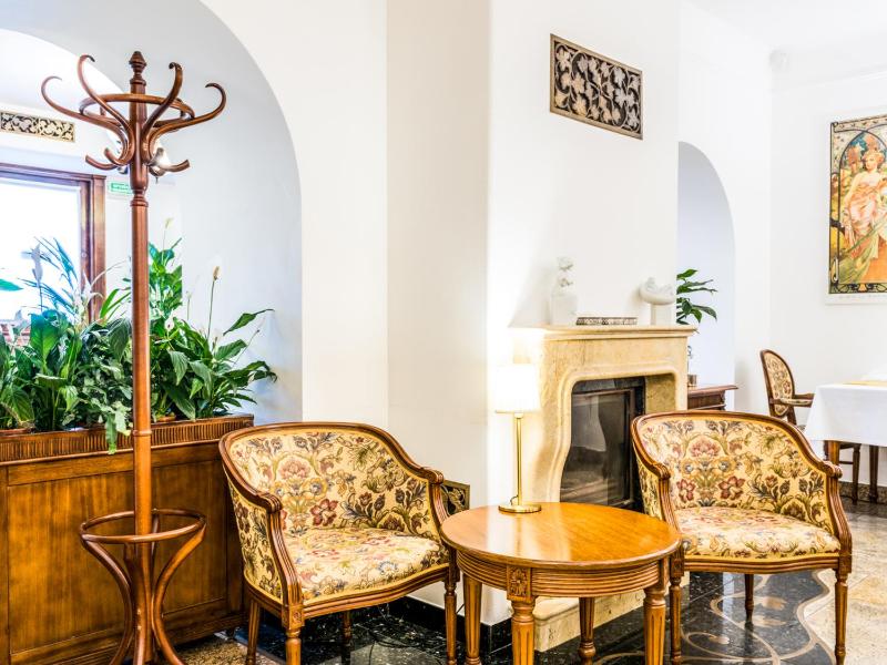Hotel Pod Złotą Różą - image 41