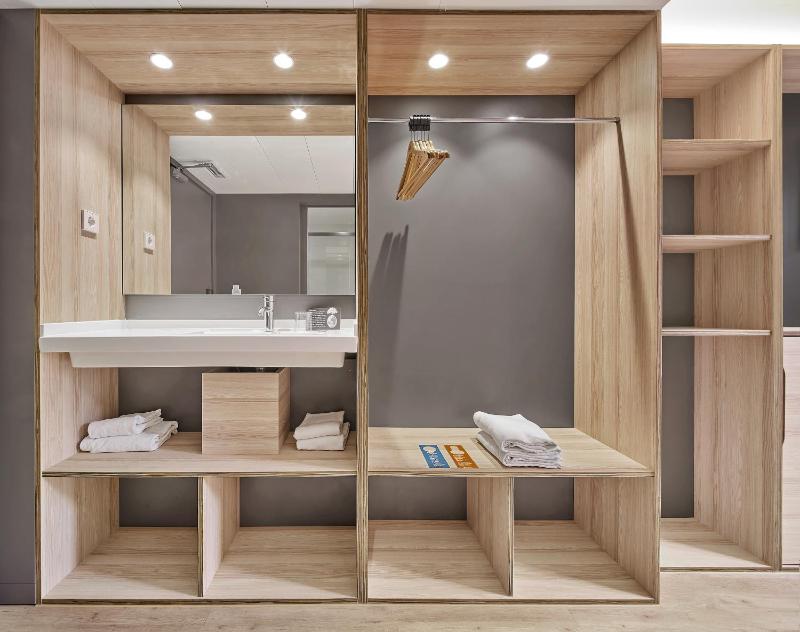 Triple Room image 4