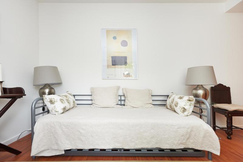 One-Bedroom Apartment with Terrace image 3