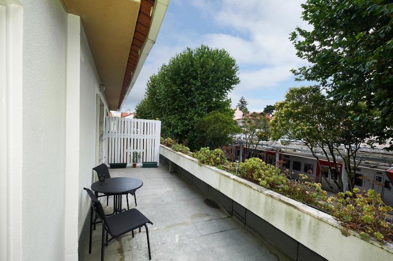 One-Bedroom Apartment with Terrace image 4