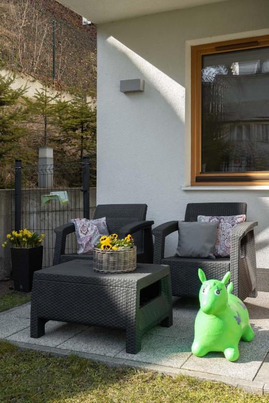 Apartment with Garden View image 3