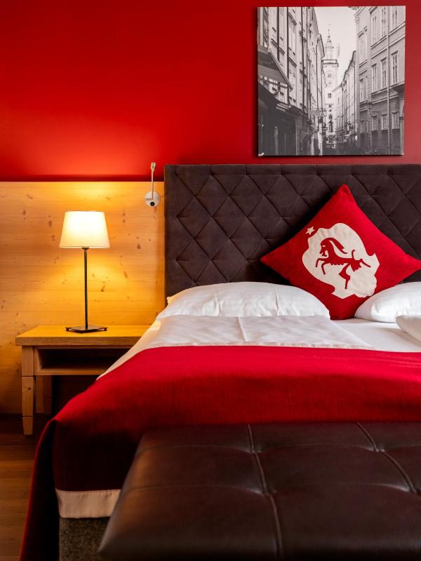 Standard Double Room image 2