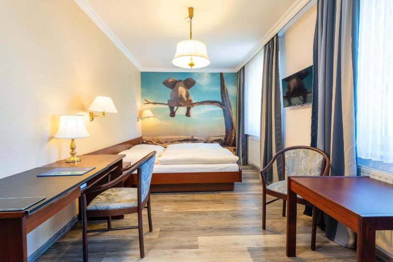 Junior Suite image 3