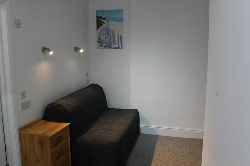 Superior King Suite image 4