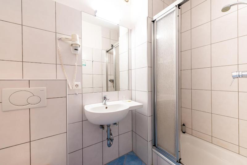 Hotel Heldt Dependance - image 4