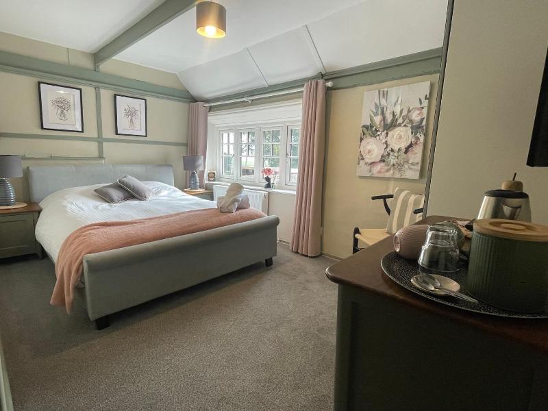 Double Room with Shower image 1