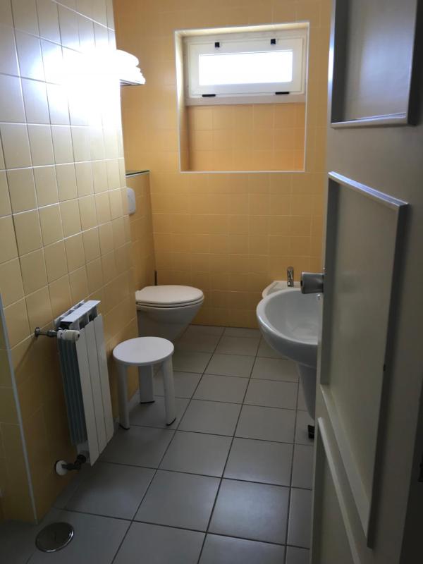 Standard Double or Twin Room with Land View image 2
