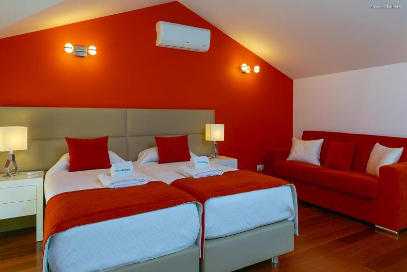 LuzBay Pool Apartments - image 14