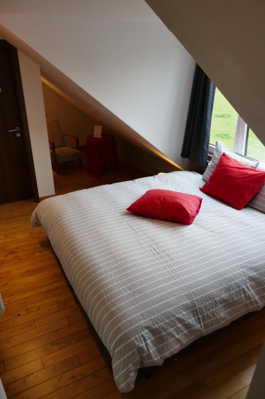 Double Room image 4
