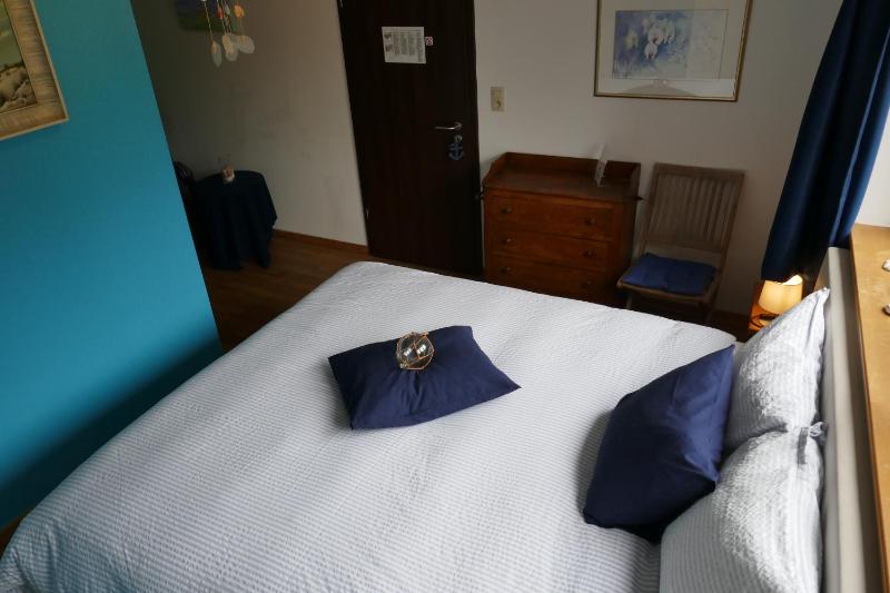 Double Room image 2