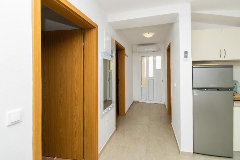 Apartment Tommy - image 28