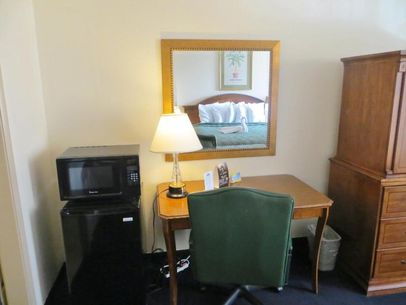 King Studio Suite - Non-Smoking image 2
