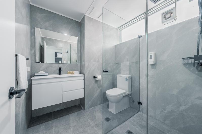 Deluxe Twin Room image 3