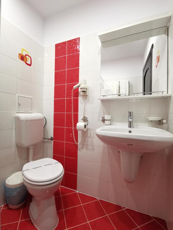 Single Room image 2
