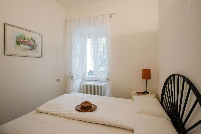 Two-Bedroom Apartment - Annex image 3