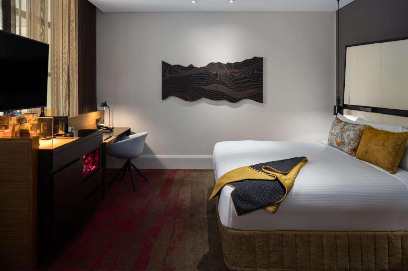 QT King Room image 3