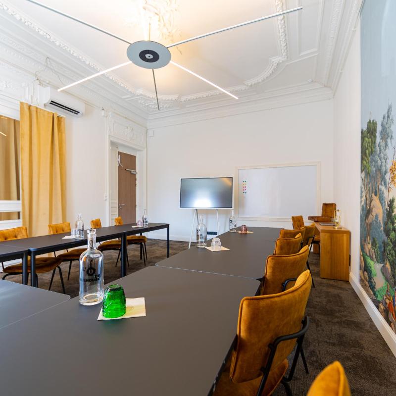 Berti Hotel - Mulhouse Centre Gare - image 42