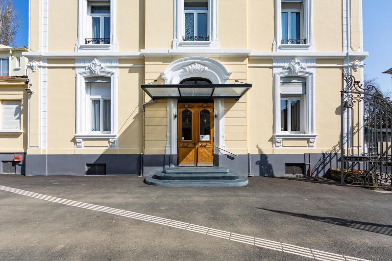 Berti Hotel - Mulhouse Centre Gare - image 6