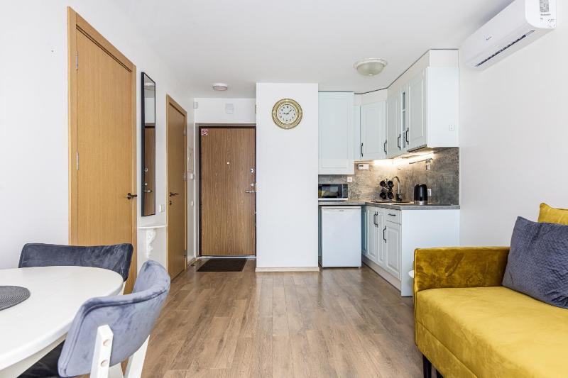 Victoria Apartments - Center - image 13