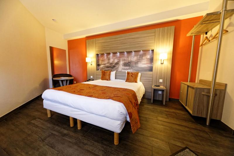 Superior Double Room image 2