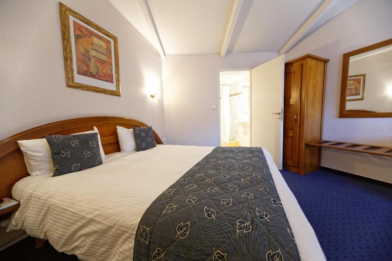 Economy Double Room image 1