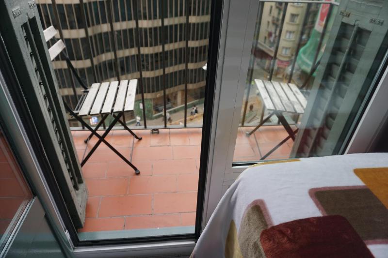 Quadruple Room with Balcony image 2